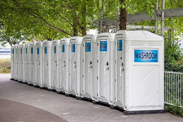 Best High-end porta potty rental  in Fairmount, GA